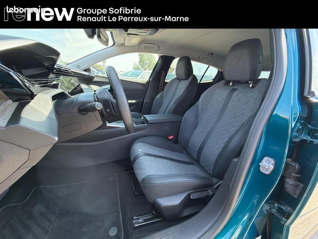 Peugeot 408 PHEV 225 e-EAT8 Allure Pack (image 26)
