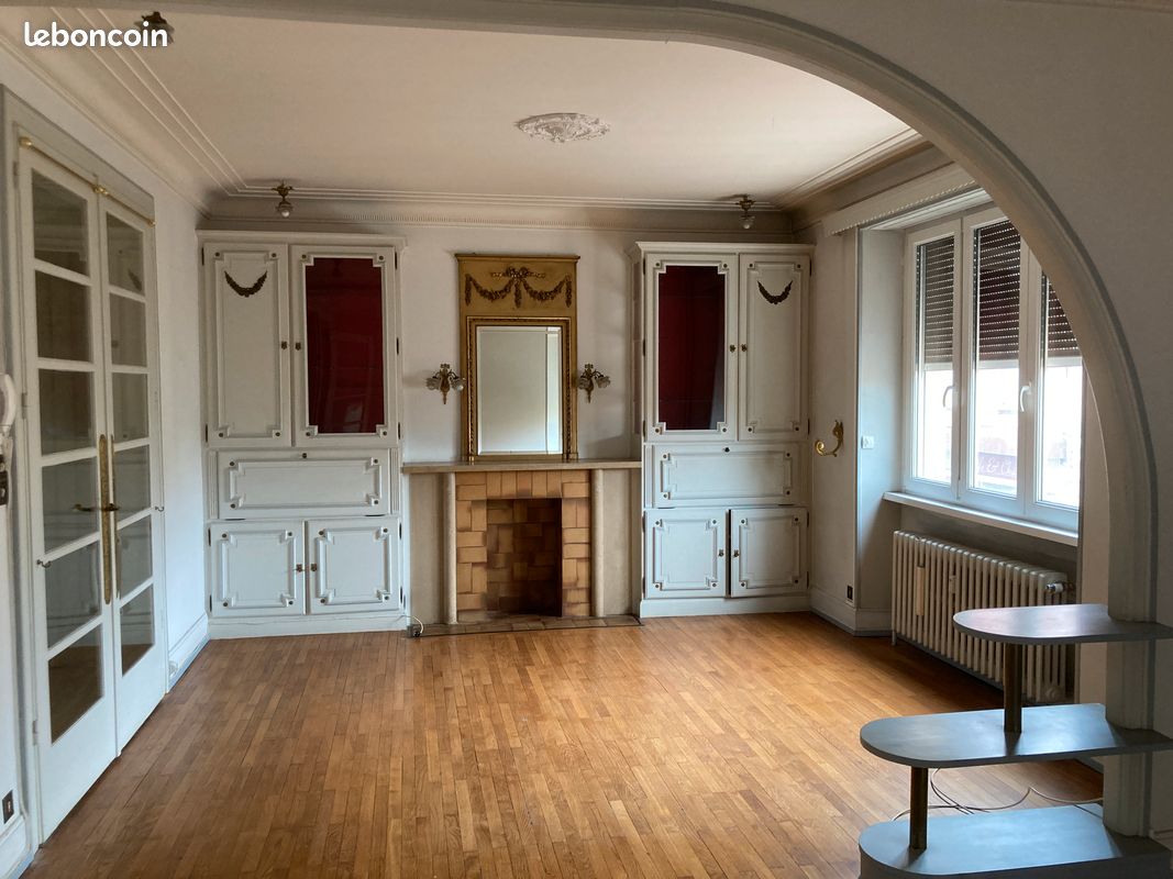 Appartement 6 pièces 155 m² · à Belfort · 155 m² · 130 000 €