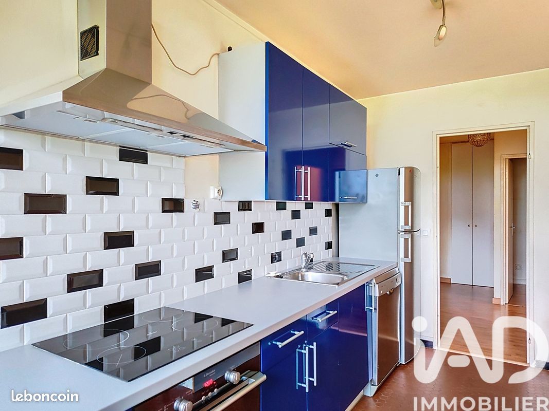 Appartement 3 pièces 70 m² · à Maurepas · 70 m² · 132 000 €