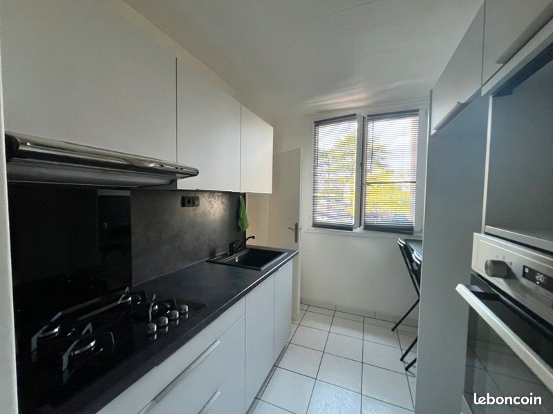 Appartement 4 pièces 69 m² · à Joué-lès-Tours · 69 m² · 880 €