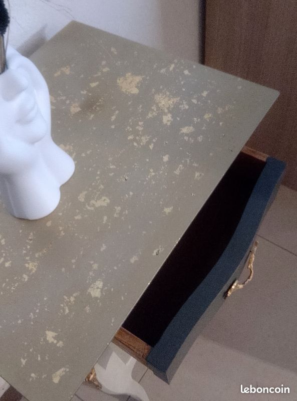 Chevet ou meuble d'appoint (image 4)