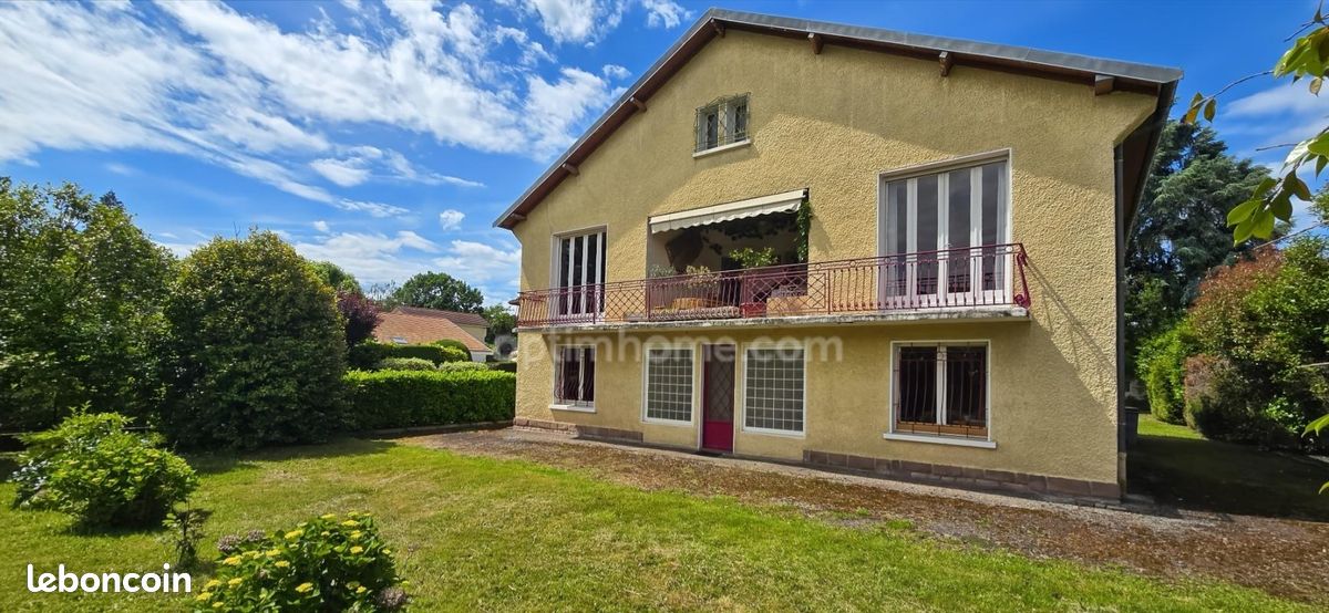 Maison 9 pièces 260 m² · à Pau · 260 m² · 439 500 €