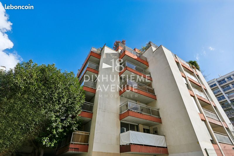 Appartement 1 pièce 31 m² · à Paris · 31 m² · 313 500 €