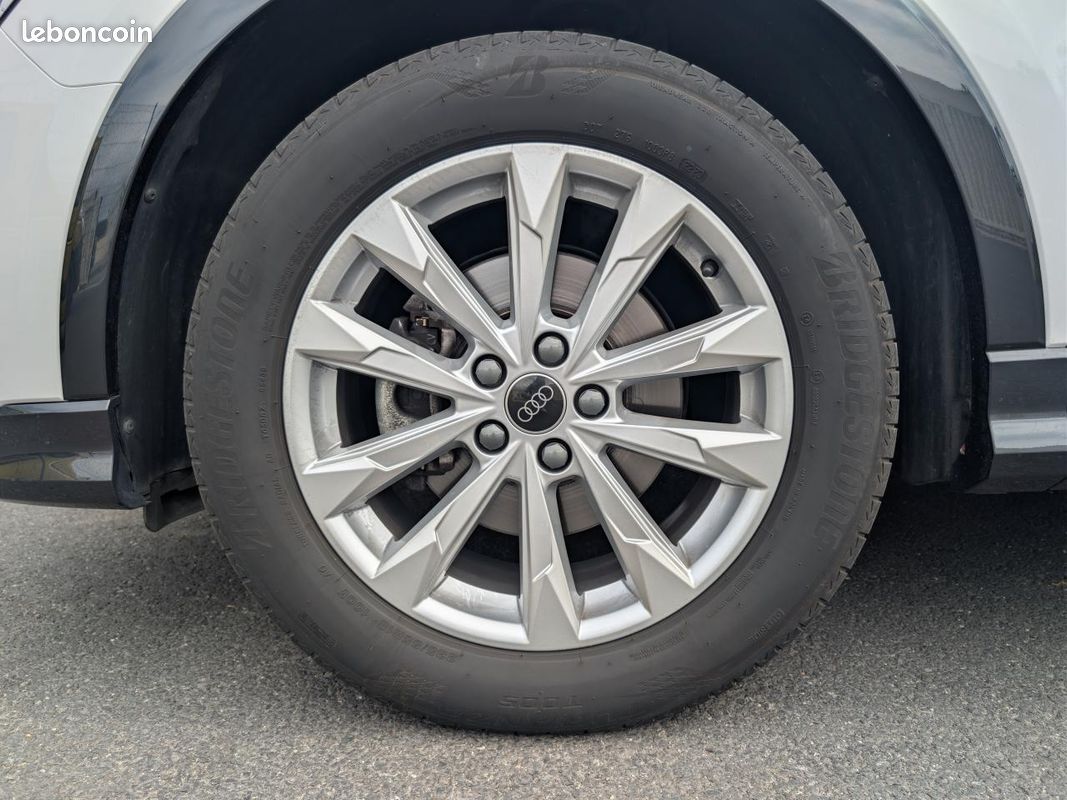 AUDI Q3 Sportback 35 TDI 150 ch Design S-tronic 7 (image 34)