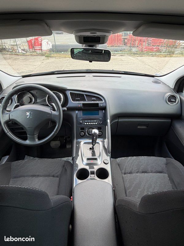 Peugeot 3008 1.6 HDi 115 CV BMP6 (image 5)