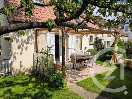 Maison 4 pièces 90 m² · à Nanteuil-le-Haudouin · 90 m² · 280 000 €