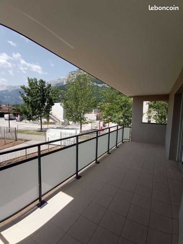 Appartement 3 pièces 66 m² · à Varces-Allières-Et-Risset · 66 m² · 888 €