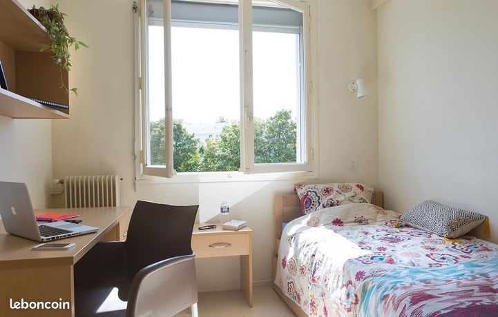 Centre Rennes canal St Martin chambre dans résidence avec services