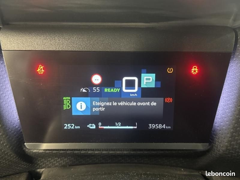 Citroen C4 Moteur électrique 136ch (100 kW) Shine Automatique (image 12)