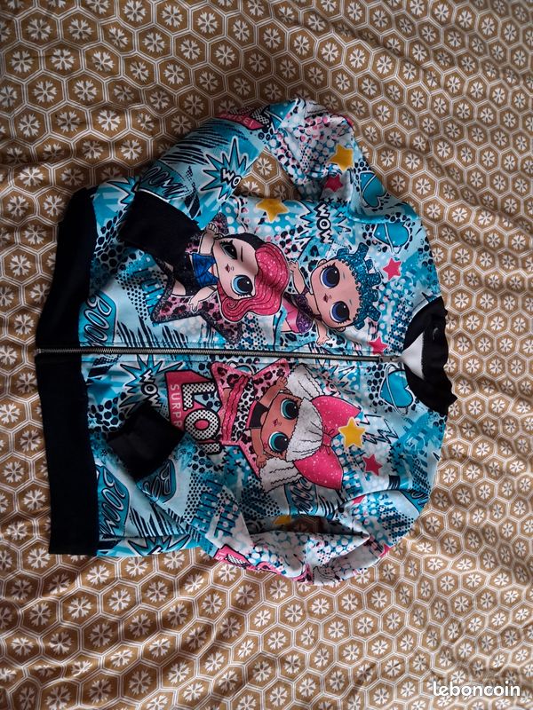Veste poupée LoL (image 1)