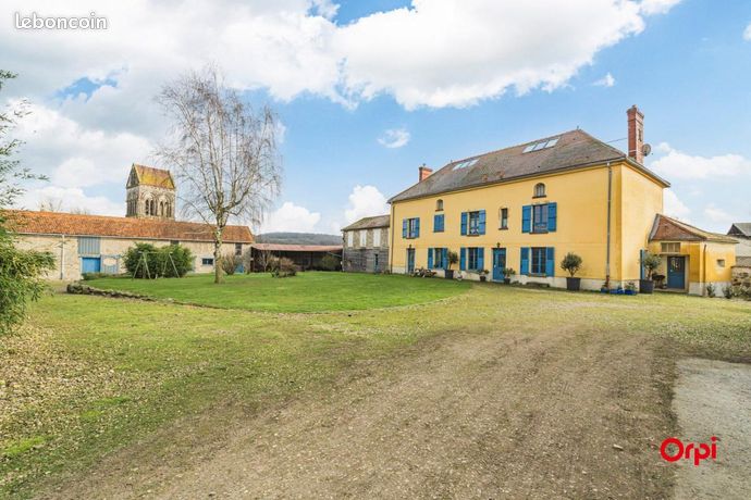 Propriété 6 pièces 320 m²