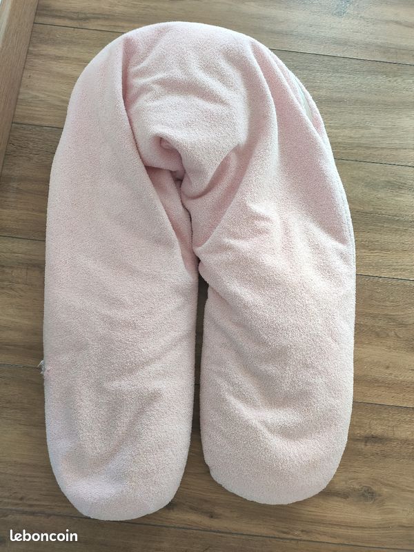 Coussin d'allaitement (image 1)