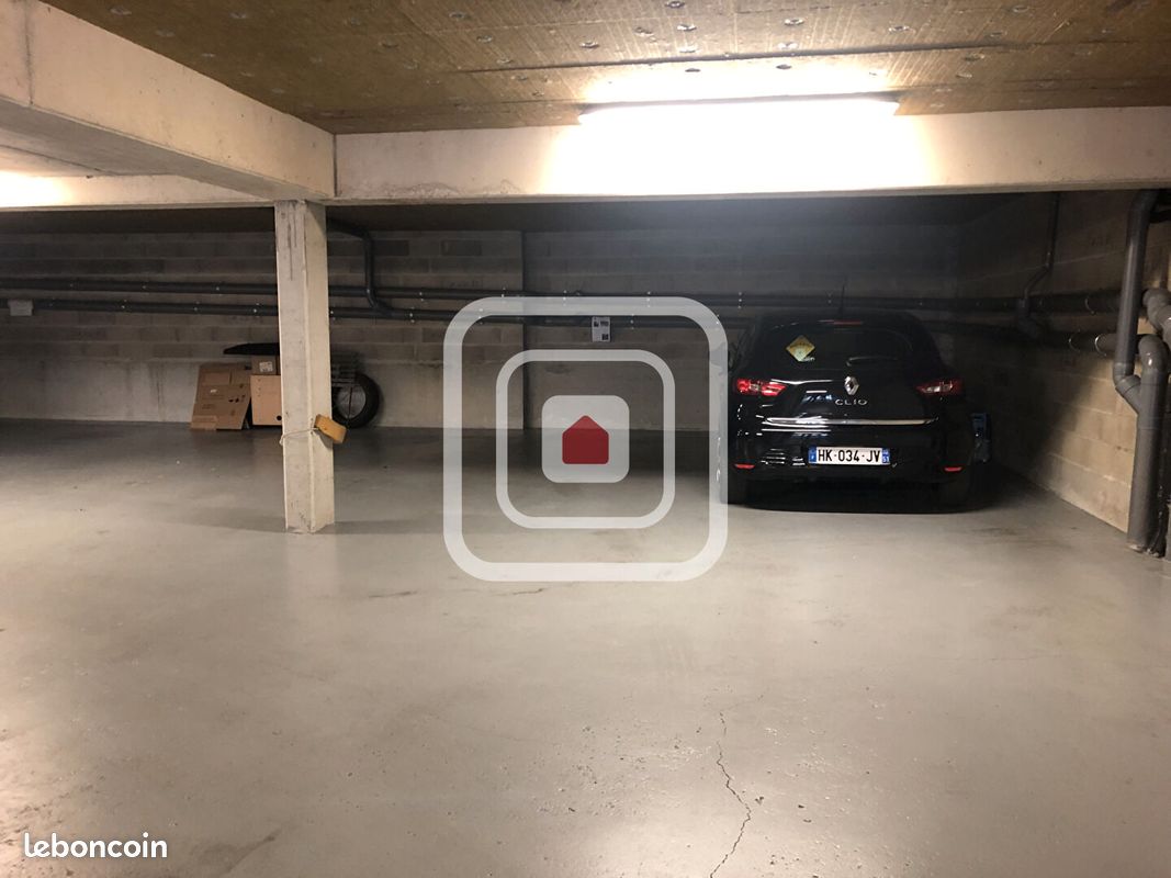 Parking/box CORMONTREUIL · 14 000 €