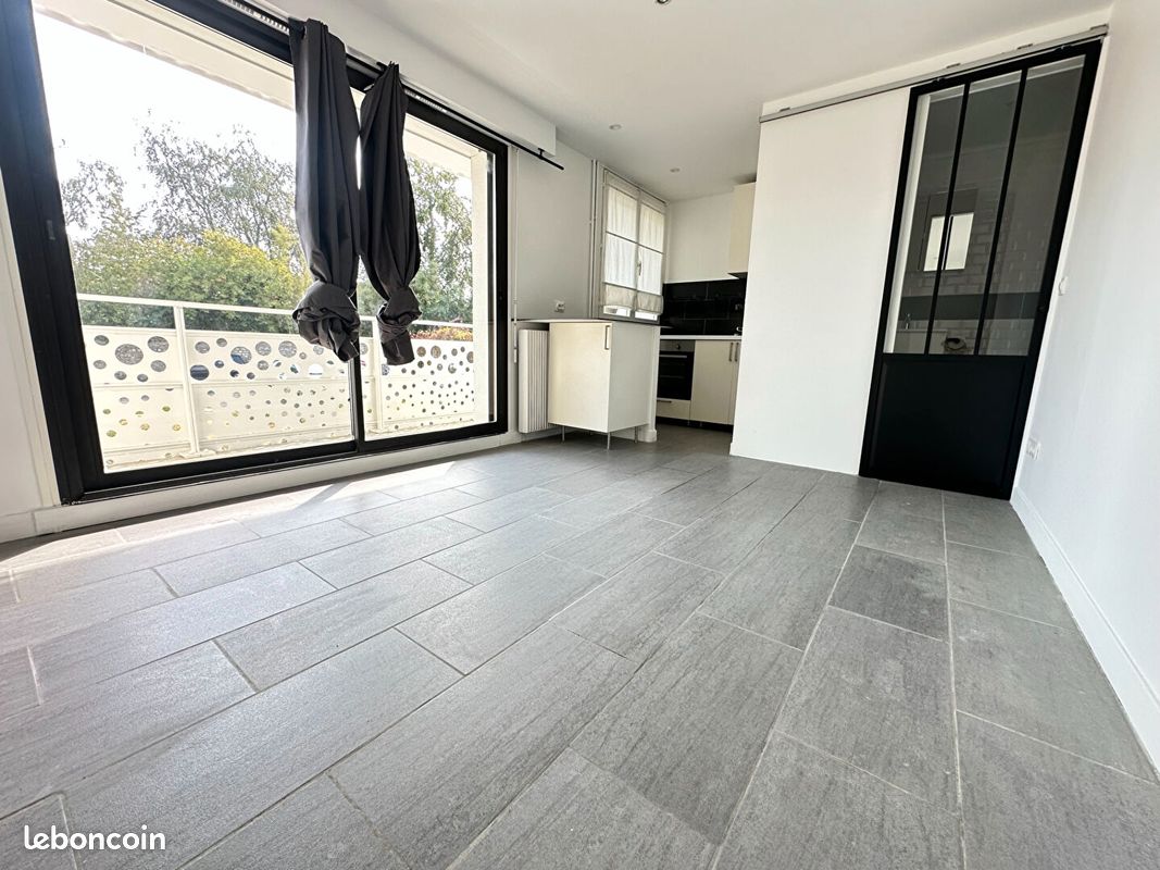 Appartement 1 pièce 21 m² · à Combs-la-Ville · 21 m² · 634 €/mois