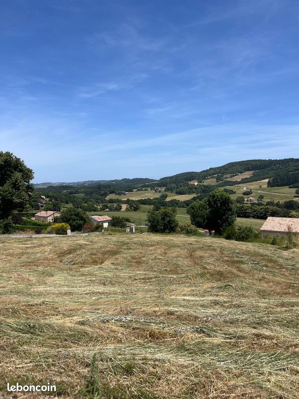 Terrain à Boffres · 79 000 €