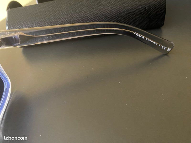 Lunettes de soleil Prada (image 5)