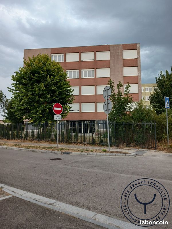 Appartement 4 pièces 68 m² · à Romilly-sur-Seine · 68 m² · 52 000 €