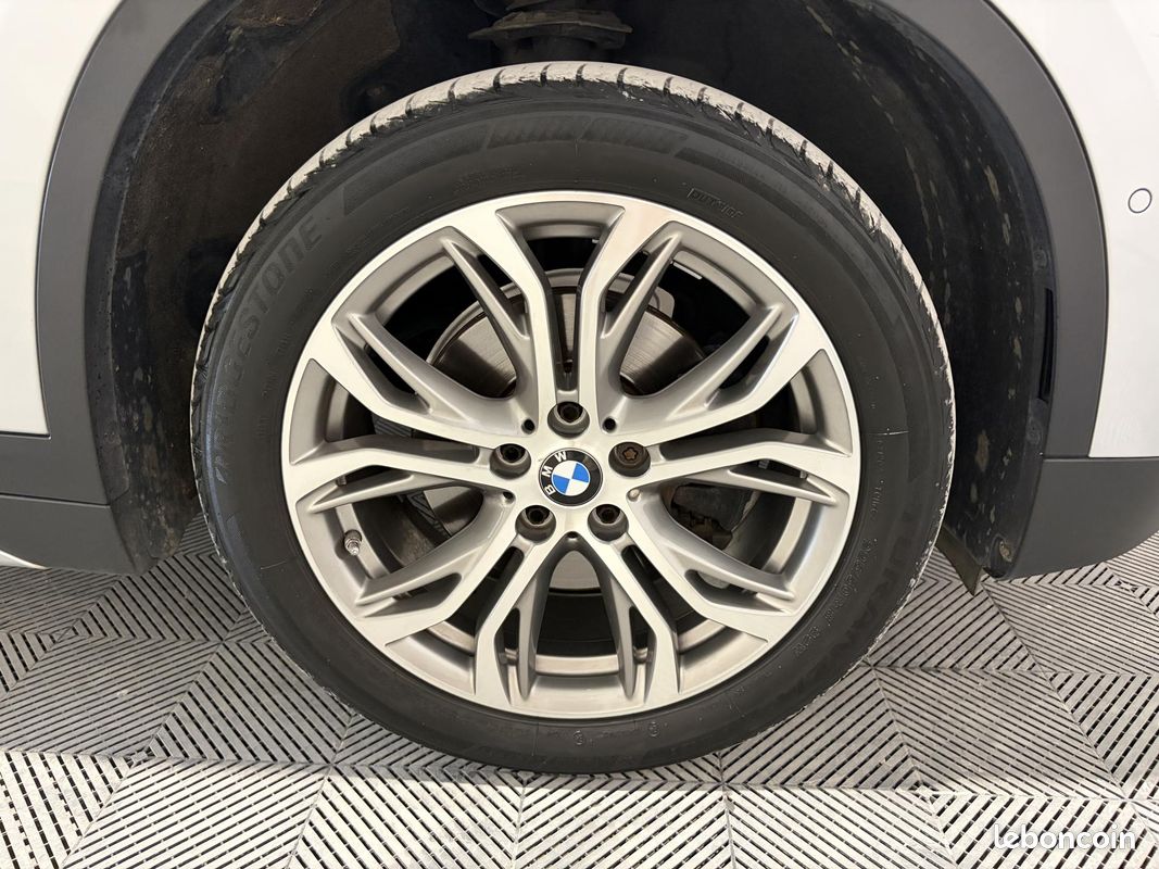 BMW X1 sDrive 18i 136 ch F48 xLine (image 17)