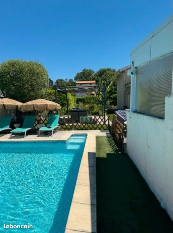 Maison 7 pièces 167 m² · à Bassens · 167 m² · 395 000 €
