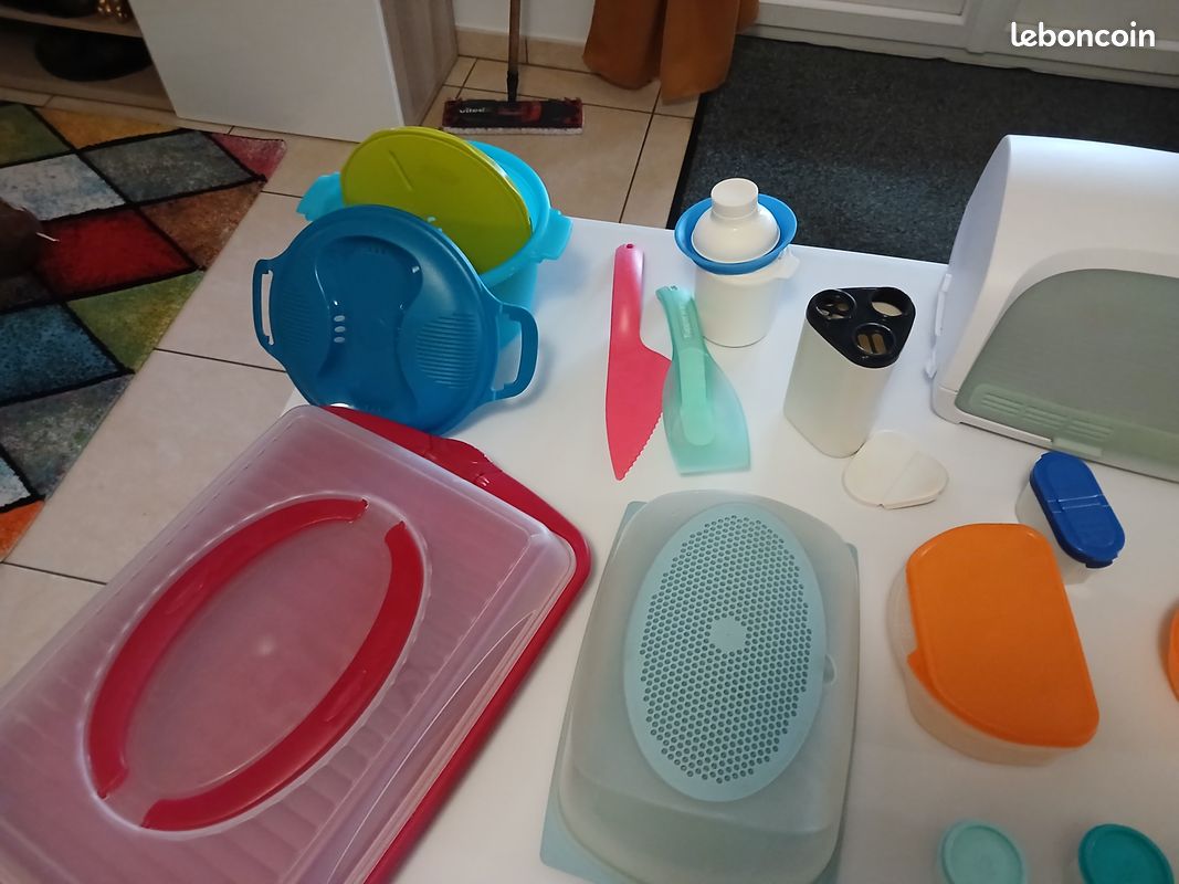 Tupperware vintage n° 789-2 – grand plateau/boîte à fromages années 70 crème/beige - Arts de la table