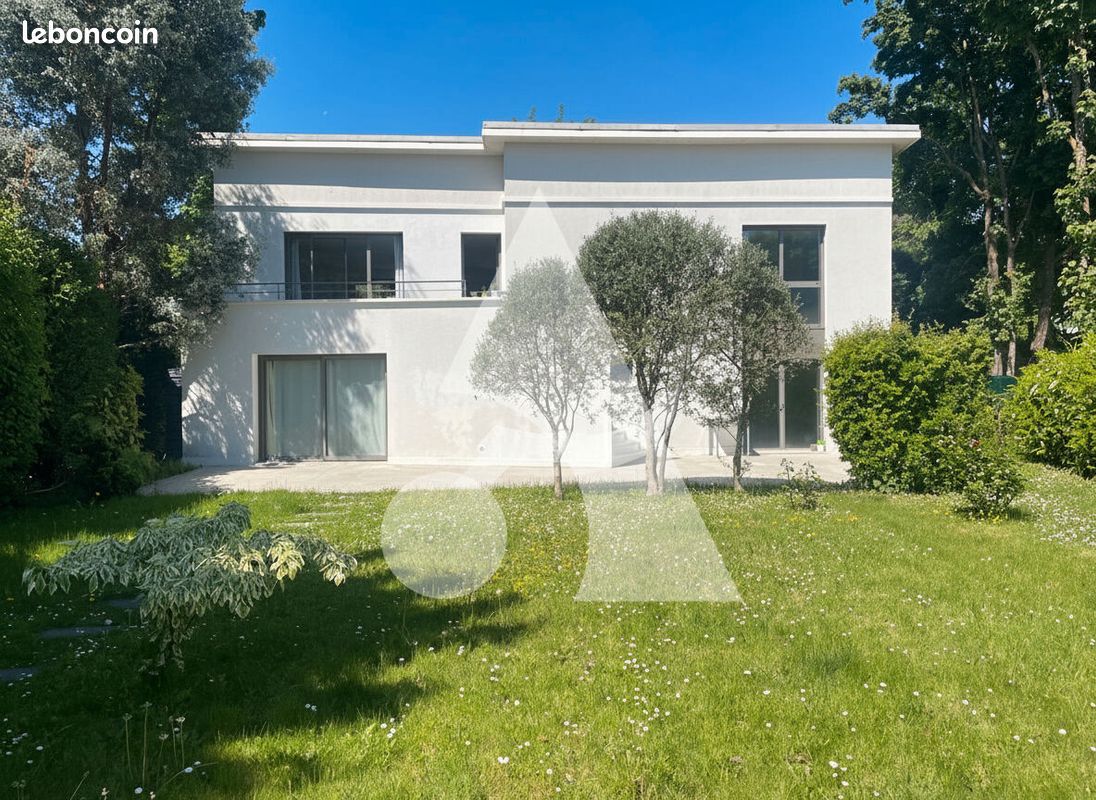 Maison 7 pièces 186 m² · à Saint-Gratien · 186 m² · 880 000 €