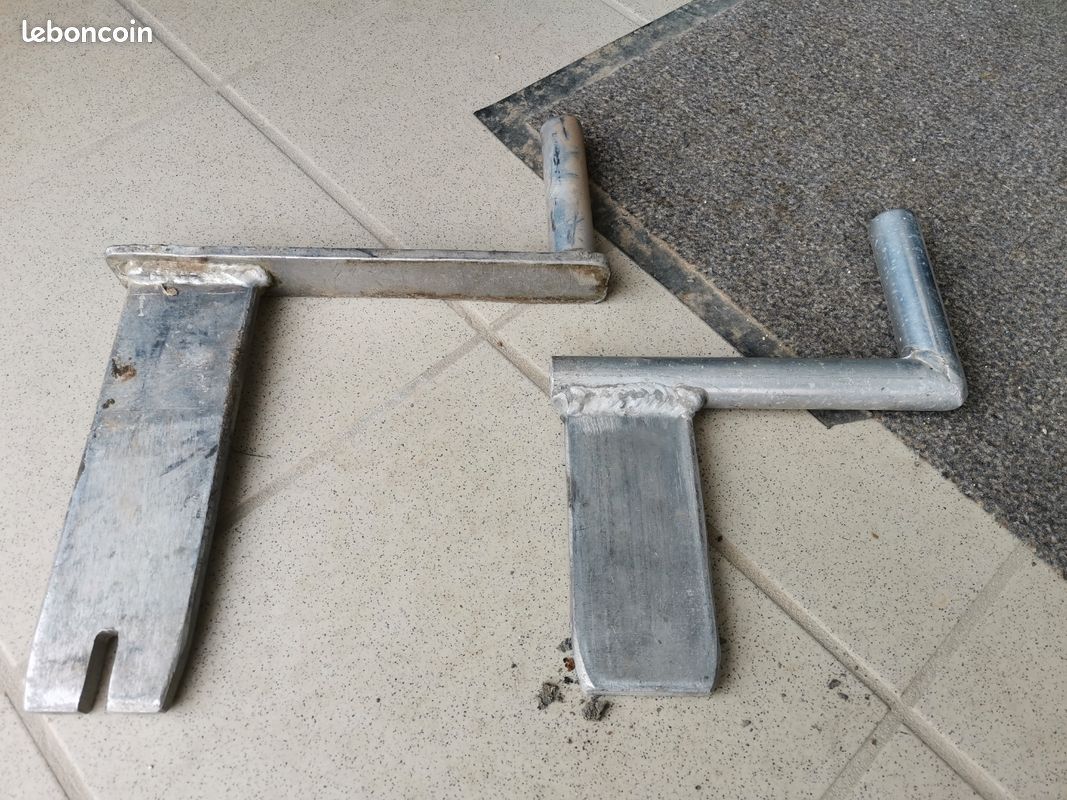 Manivelle pour bâchage de benne (image 1)