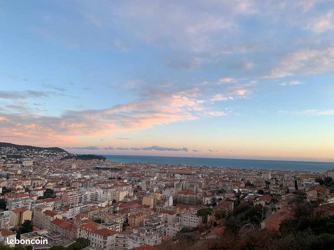 Appartement 3 pièces 82 m² · à Nice · 82 m² · 2 050 €/mois