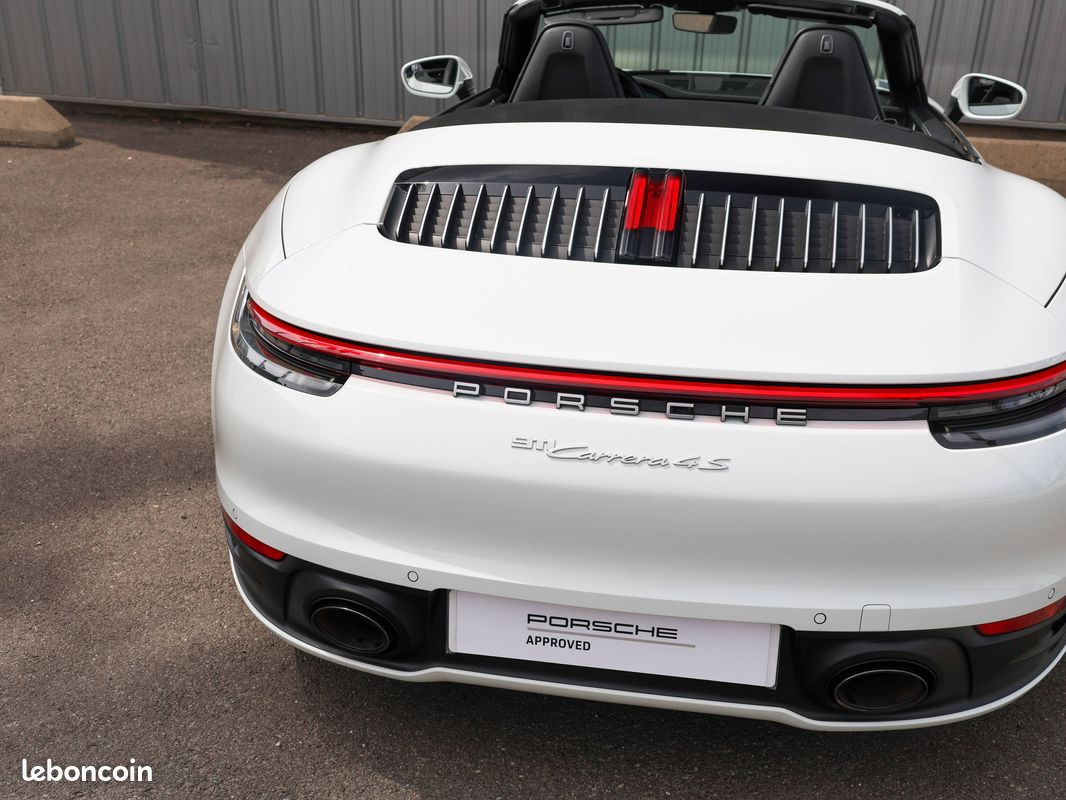 PORSCHE 911 Carrera 4S Cabriolet 3.0i 450 PDK (image 40)