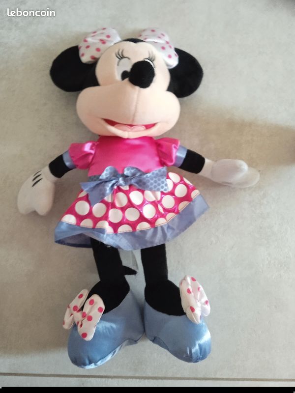 Peluche Minnie (image 1)