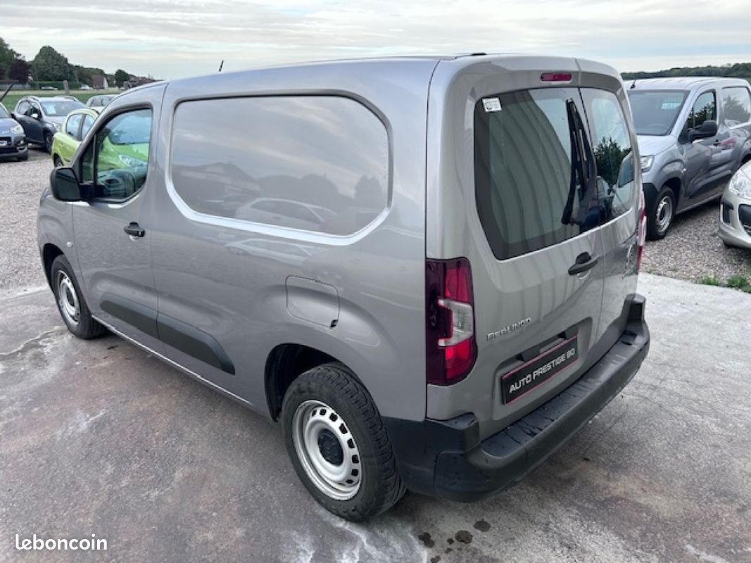 Citroen berlingo fourgon van m 650 1.5bluehdi 100cv control 53803km 08/2021 prix ttc (image 7)