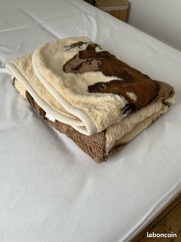 Couverture laine motifs amérindien beige - Mon Chalet Design