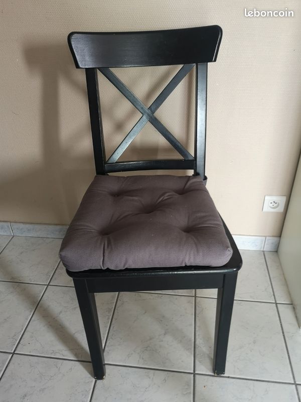 Table ronde et 4 chaises (image 6)