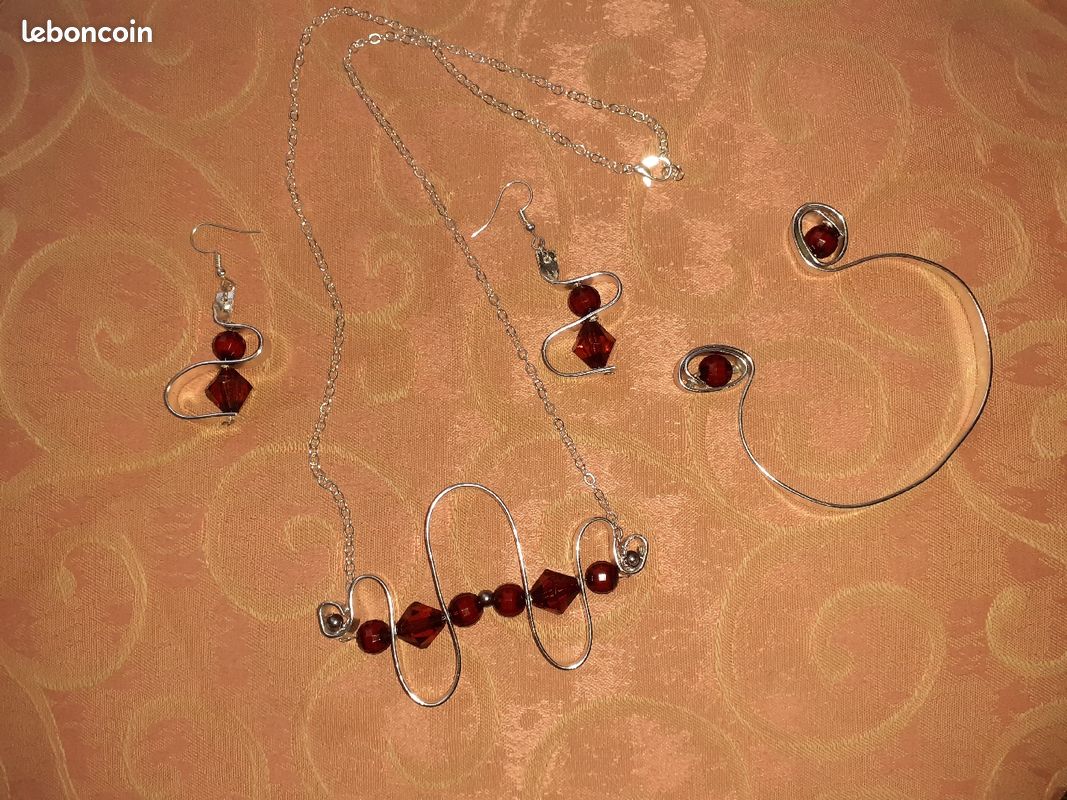 Parure de bijoux NEUVE (image 1)