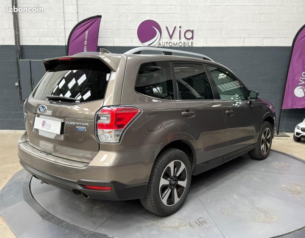 Subaru Forester 2.0D 147 ch Lineartronic Premium (image 5)