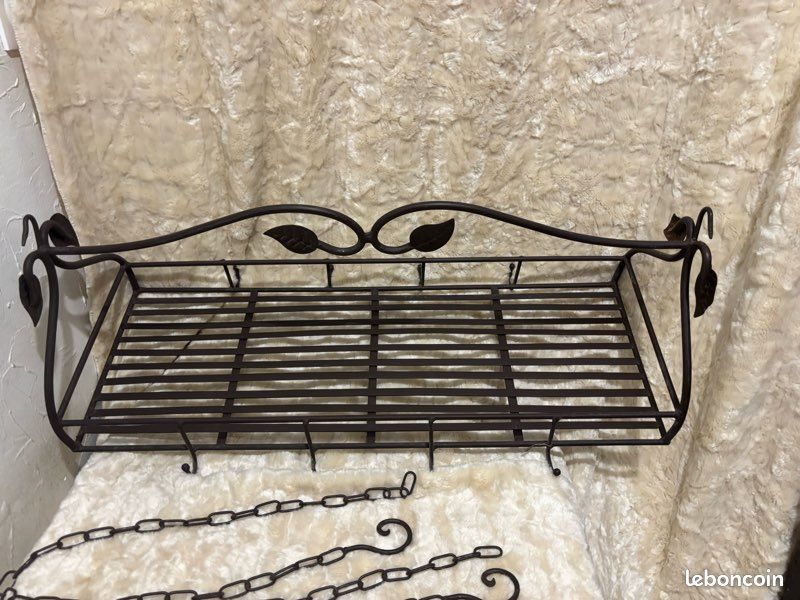 Etagere a suspendre (image 1)
