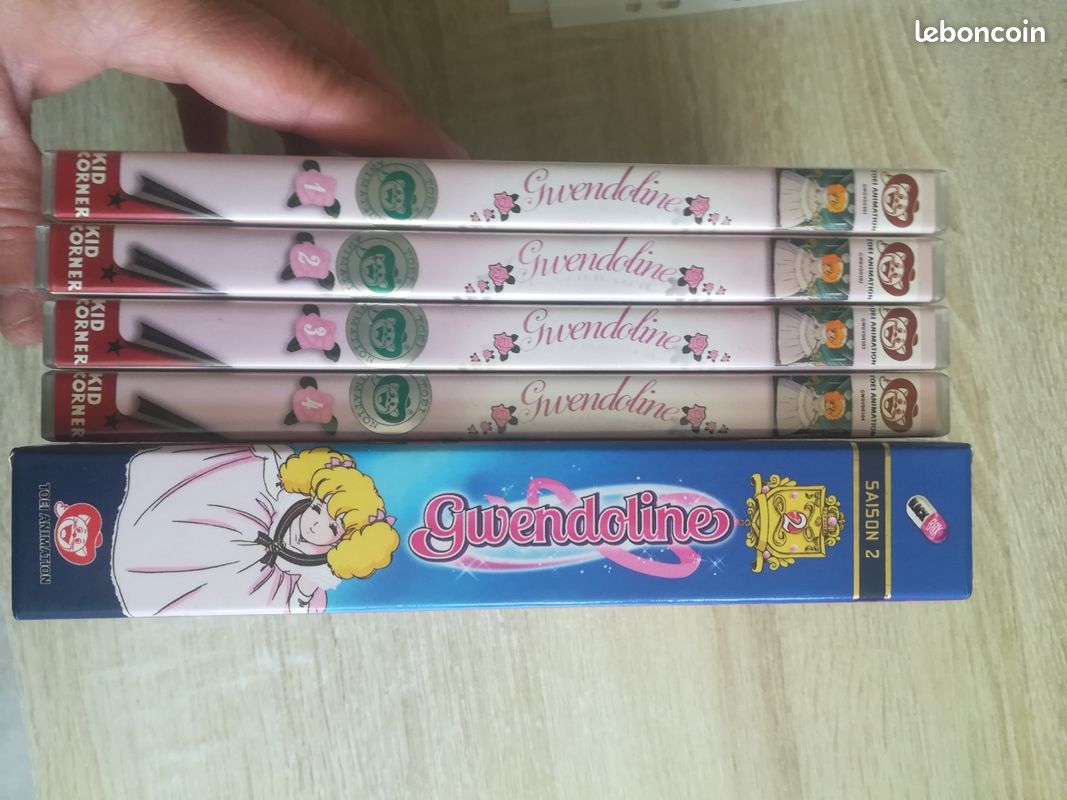 Lot dvd Gwendoline (image 1)
