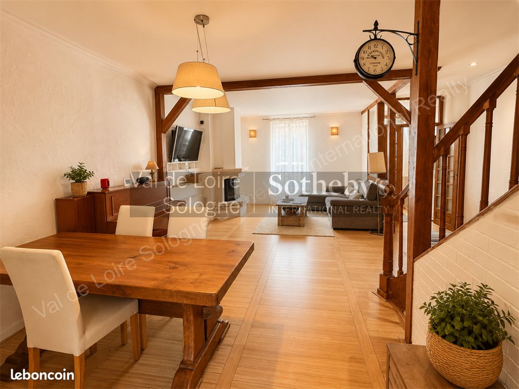 Maison 6 pièces 189 m² · à Orléans · 189 m² · 420 000 €