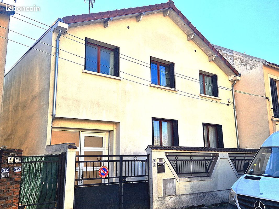 Maison 7 pièces 130 m² · à Livry-Gargan · 130 m² · 299 000 €