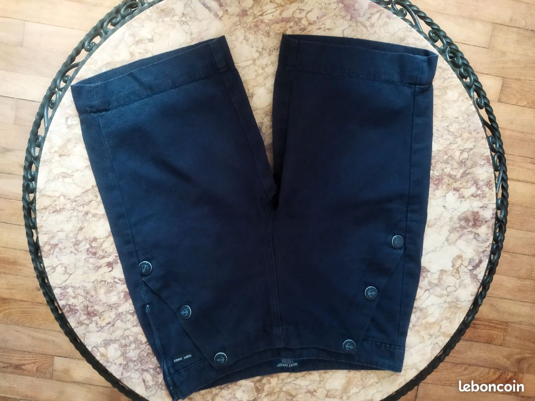 Joli short bleu marine, Saint James, taille 36, toile épaisse, parfait état (image 1)