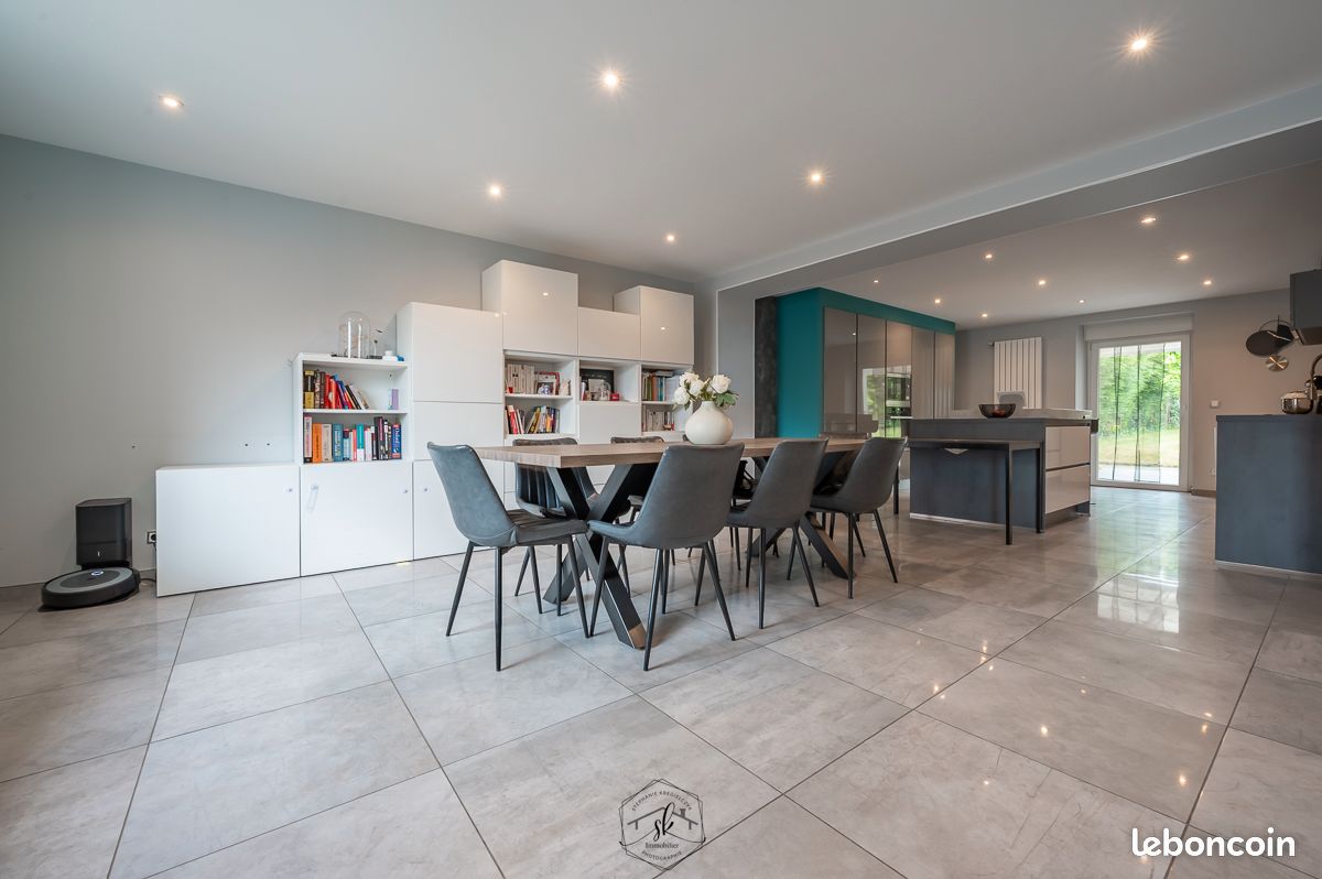 Maison 6 pièces 180 m² · à Boust · 180 m² · 450 000 €