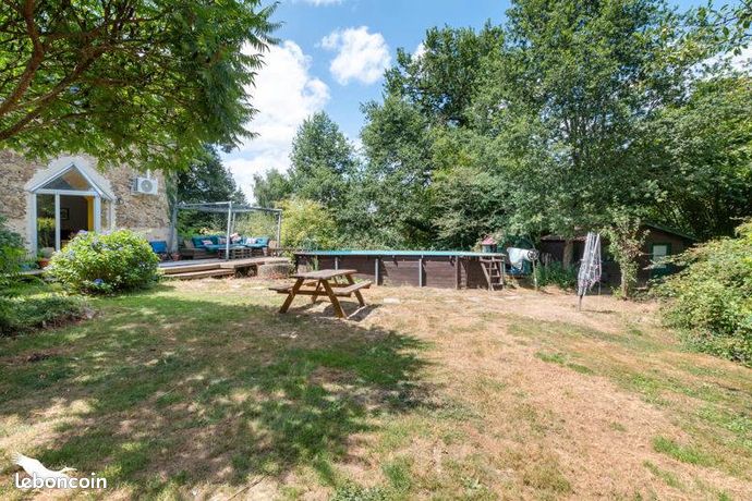 Gîte 11 pièces 370 m²