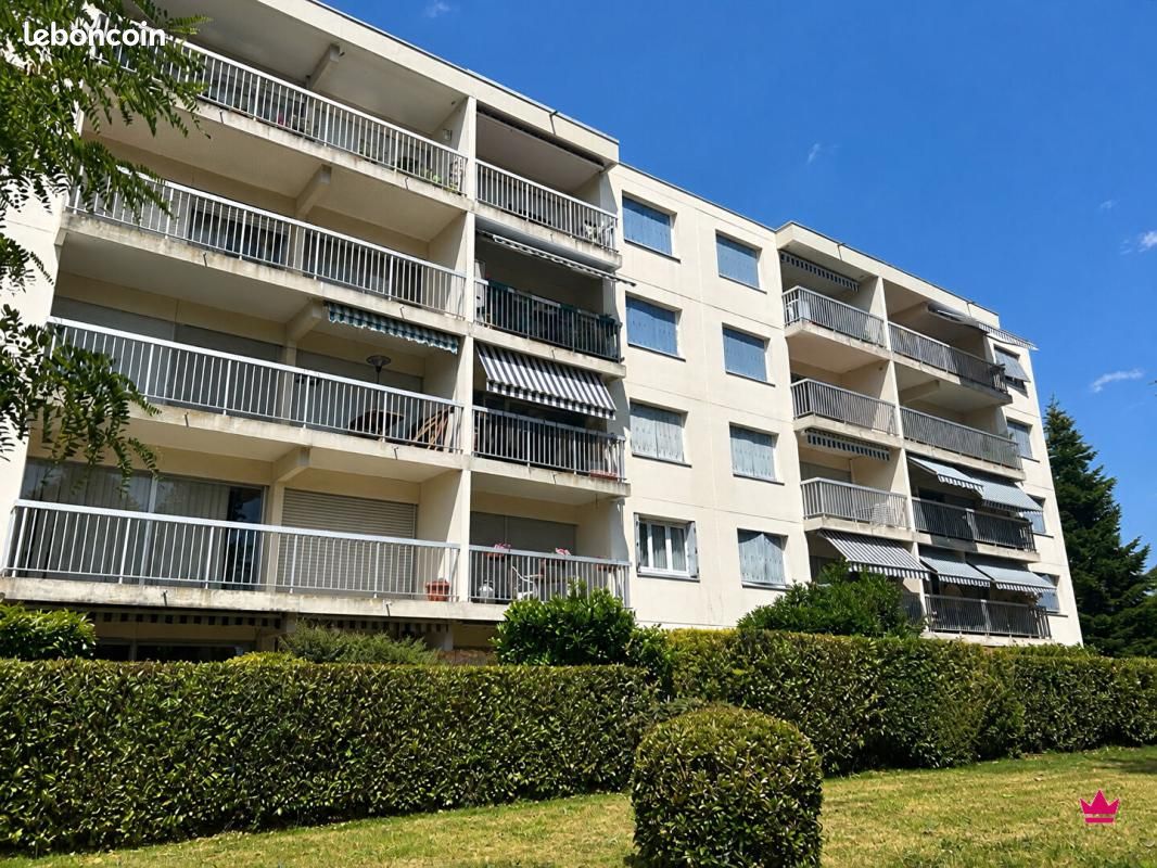 Appartement 2 pièces 54 m² · à Meyzieu · 54 m² · 850 €