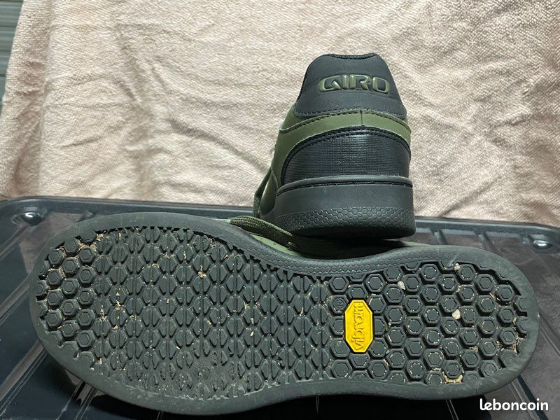 Chaussures vélo Giro Taille 40 (image 3)
