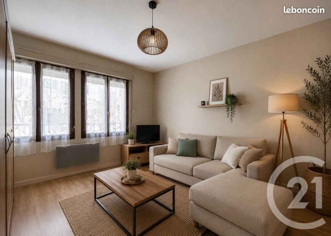 Appartement 1 pièce 28 m² · à Pontault-Combault · 28 m² · 130 000 €