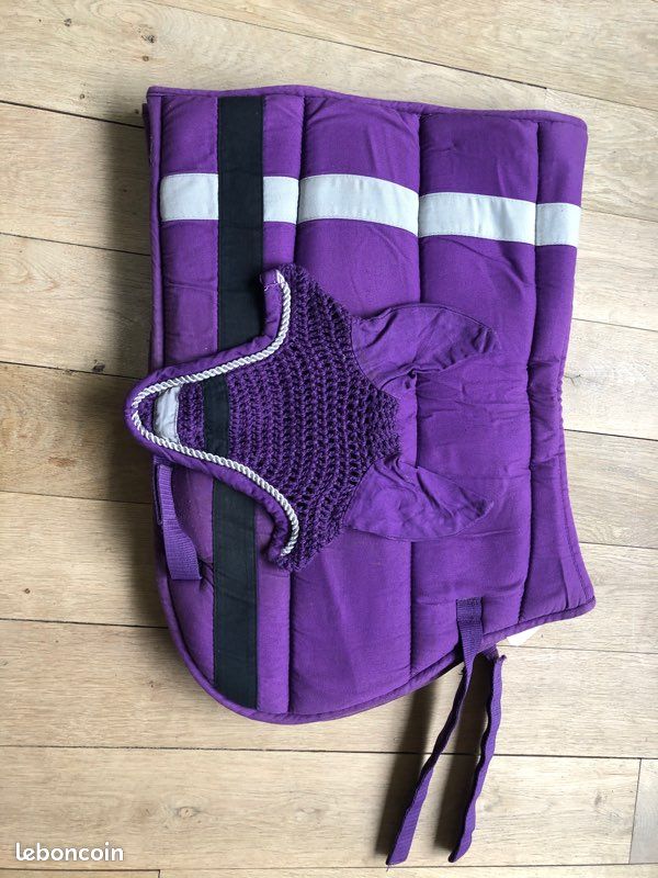 Ensemble tapis et bonnet violet taille poney (image 1)