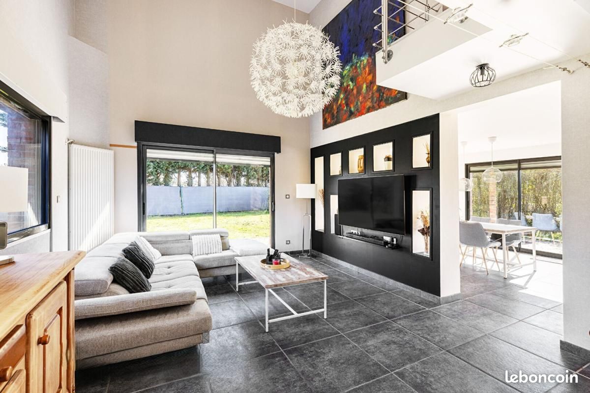 Maison 7 pièces 212 m² · à Villeneuve-d'Ascq · 212 m² · 774 000 €