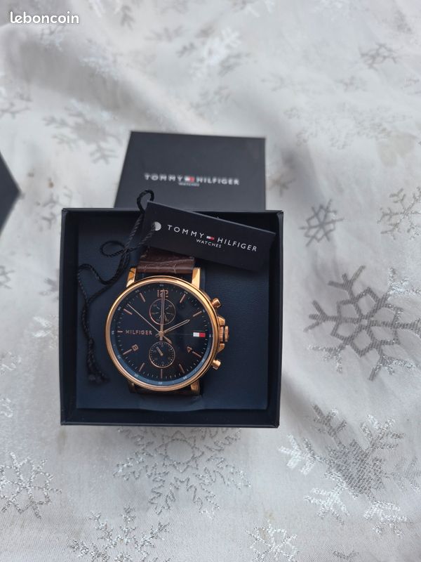 Montre Tommy Hilfiger Daniel pour homme, cadran bleu et bracelet en cuir marron neuve (image 1)