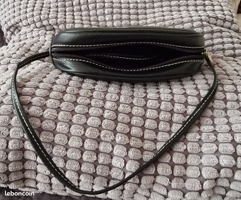 Sac a main pochette achiro (image 2)