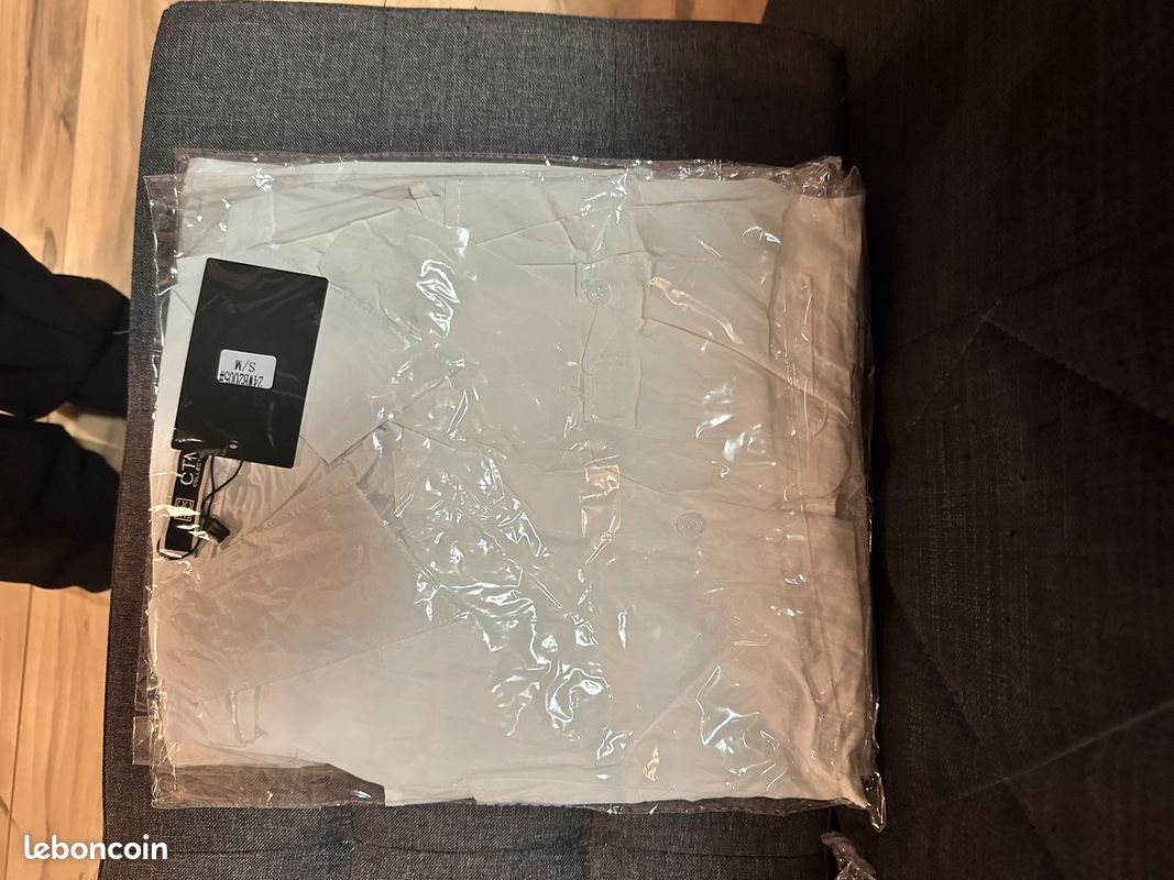 Lot de vêtements femme – idéal revendeur / marchés / vide-dressing (image 2)