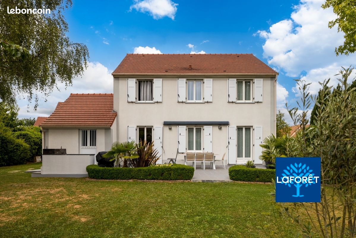 Maison 7 pièces 155 m² · à Saint-Witz · 155 m² · 535 000 €
